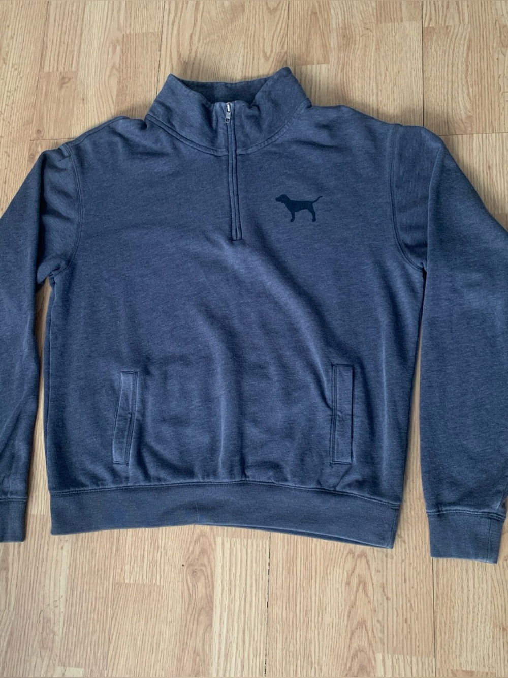 Victoria's Secret PINK Gray Pullover Kangaroo Pocket size S/P  Logo Long Sleeve